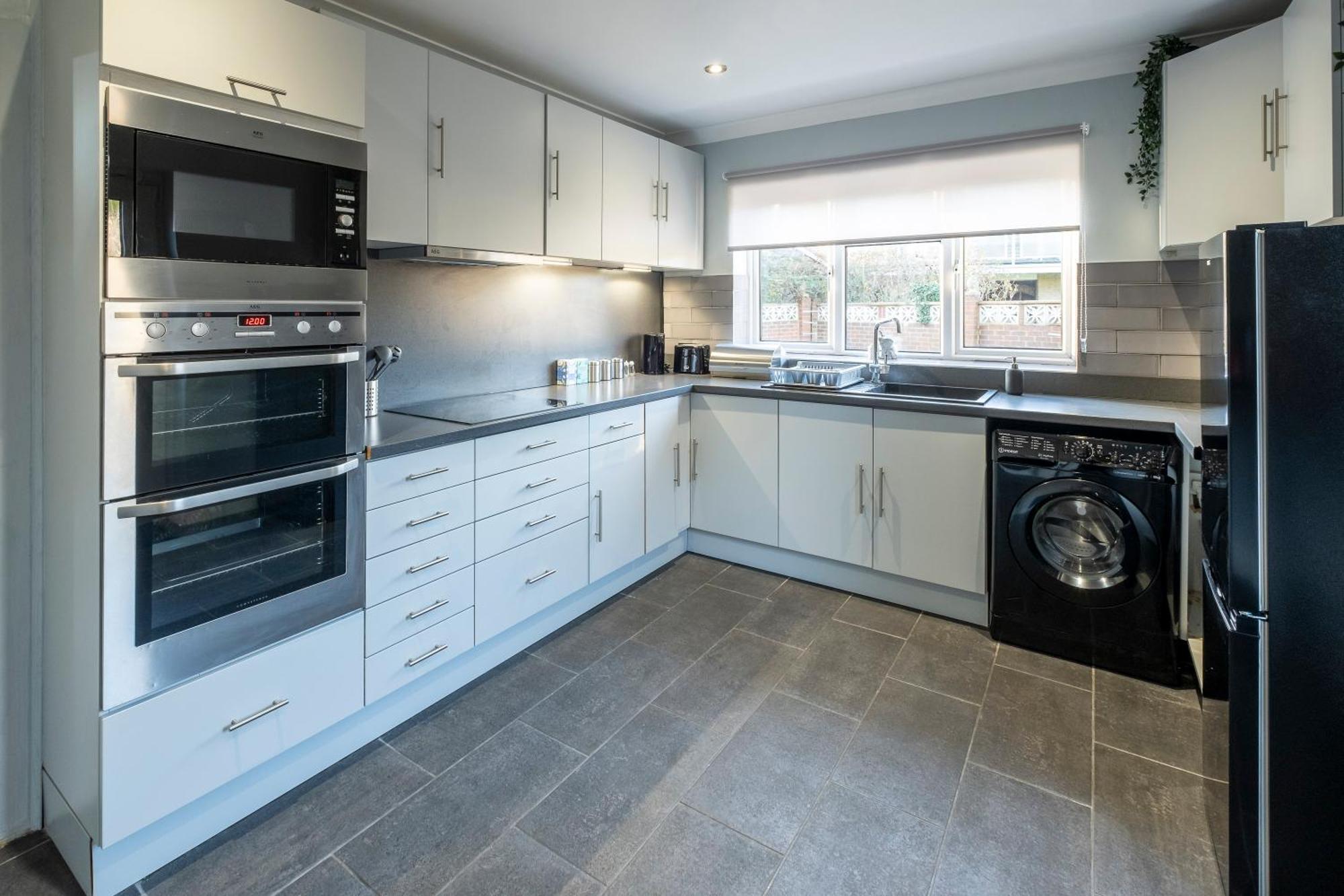 Moor Haven At Heathrow * Stanwell